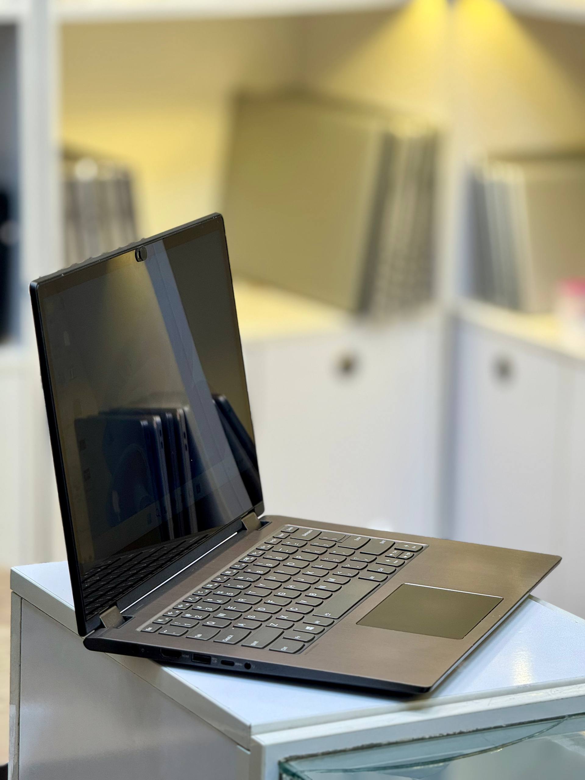 لپ تاپ Lenovo Ideapad Flex 6 Pentium 4415U | 4GB | 256GB SSD | Intel HD | 14 inch FHD X360 Touch — تصویر ۳