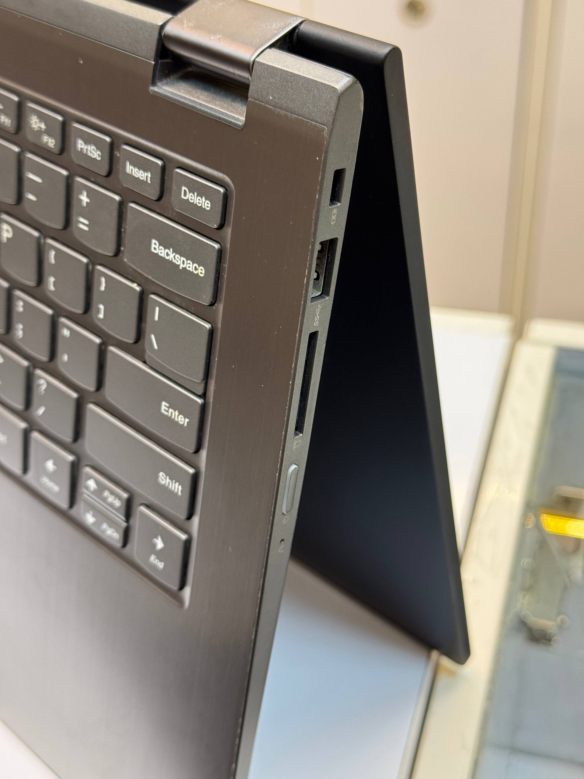 لپ تاپ Lenovo Ideapad Flex 6 Pentium 4415U | 4GB | 256GB SSD | Intel HD | 14 inch FHD X360 Touch — تصویر ۴