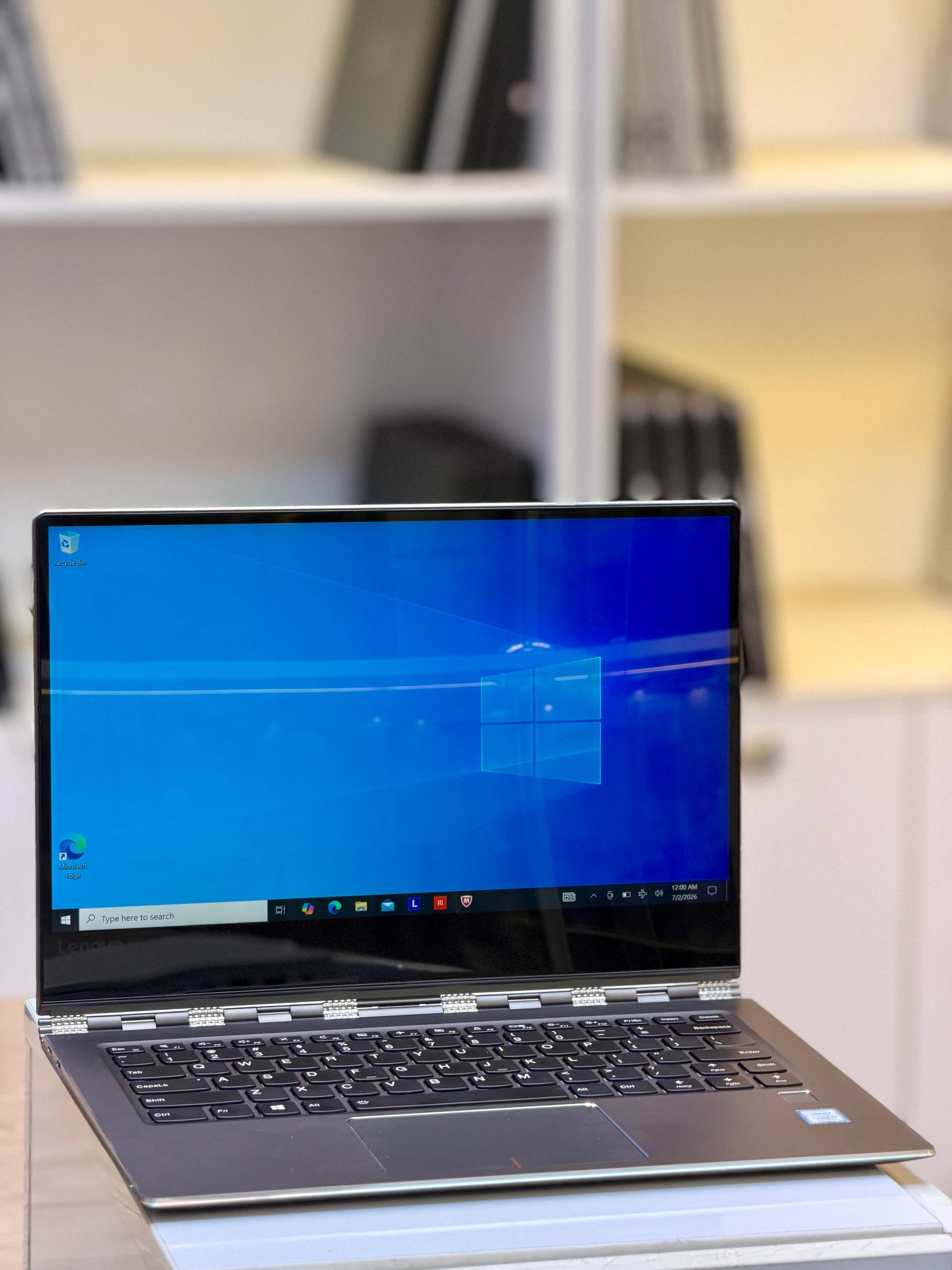لپ تاپ Lenovo Yoga 910 i7 7500U | 8GB | 256GB SSD | Intel HD | 14 inch X360 Touch
