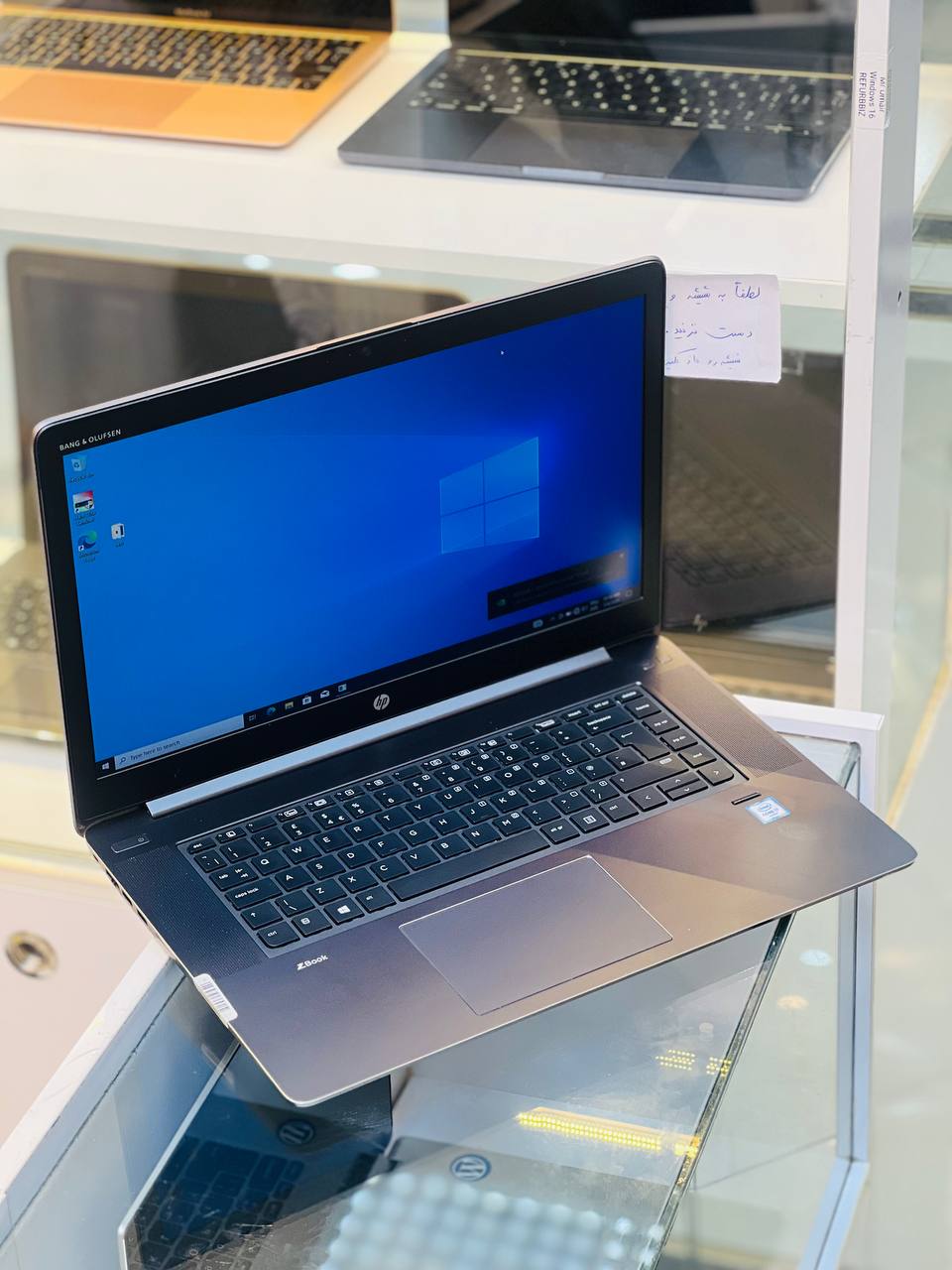 لپ تاپ HP Zbook Studio G3 i7 6700HQ | 16GB | 256GB SSD | M1000 4GB | 15.6 inch FHD
