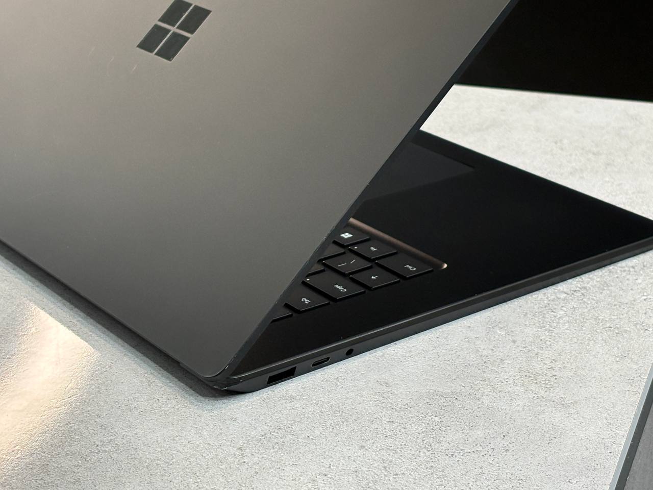 لپ تاپ Surface Laptop 5 i7 1255U | 16GB | SSD 512GB | Intel Iris Xe | 15 inch Touch — تصویر ۴