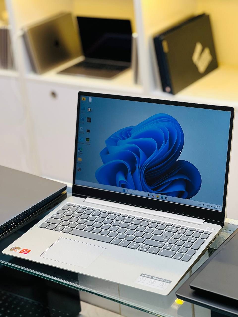 لپ تاپ Lenovo Ideapad 330S Ryzen 5 2500U | 8GB | SSD 256GB | 1GB AMD | 15.6 inch FHD