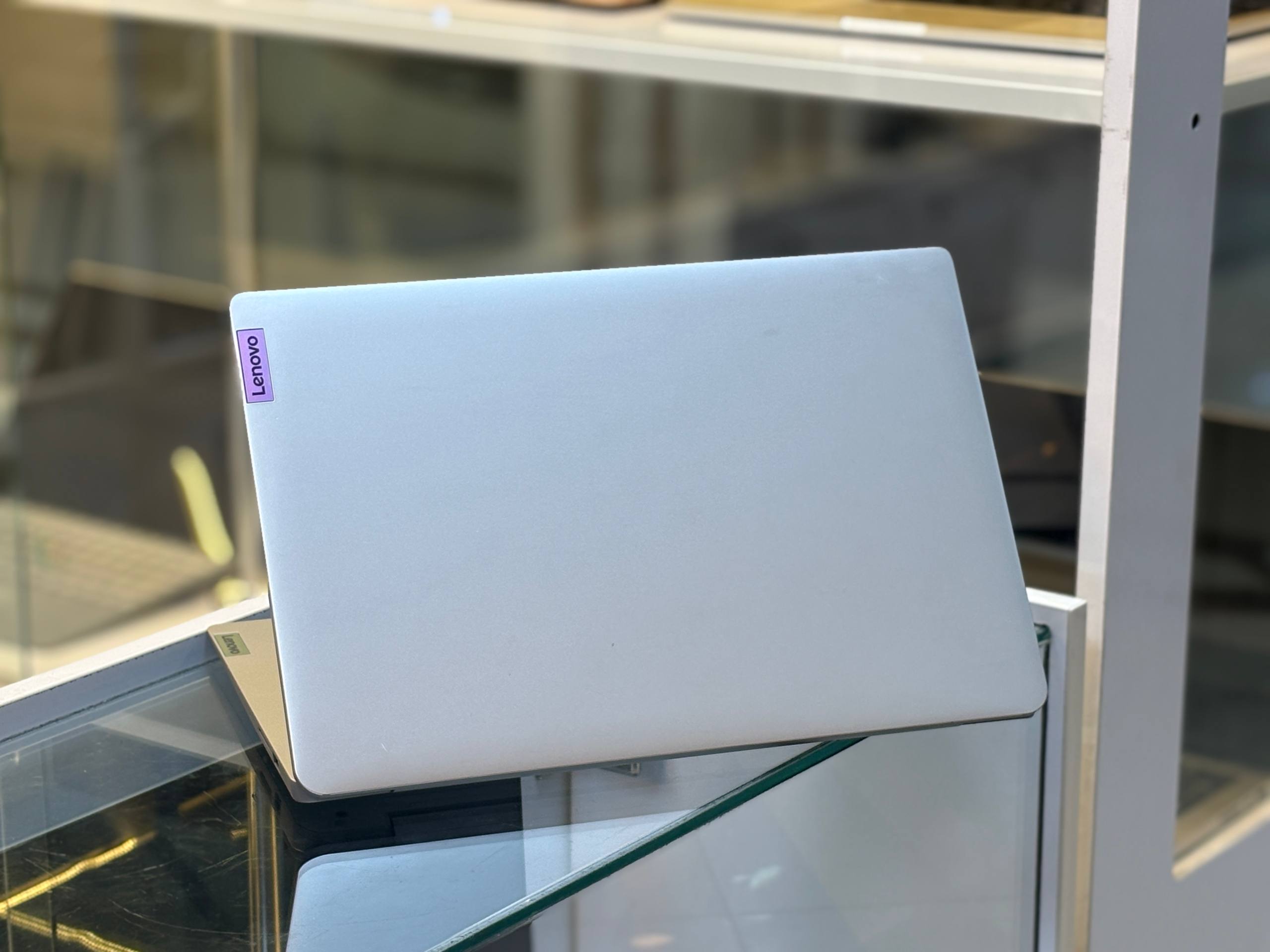 لپ تاپ Lenovo Ideapad 1 Celeron N4020 | 4GB | 512GB HDD + 64GB SSD | Intel UHD | 14 inch HD — تصویر ۵