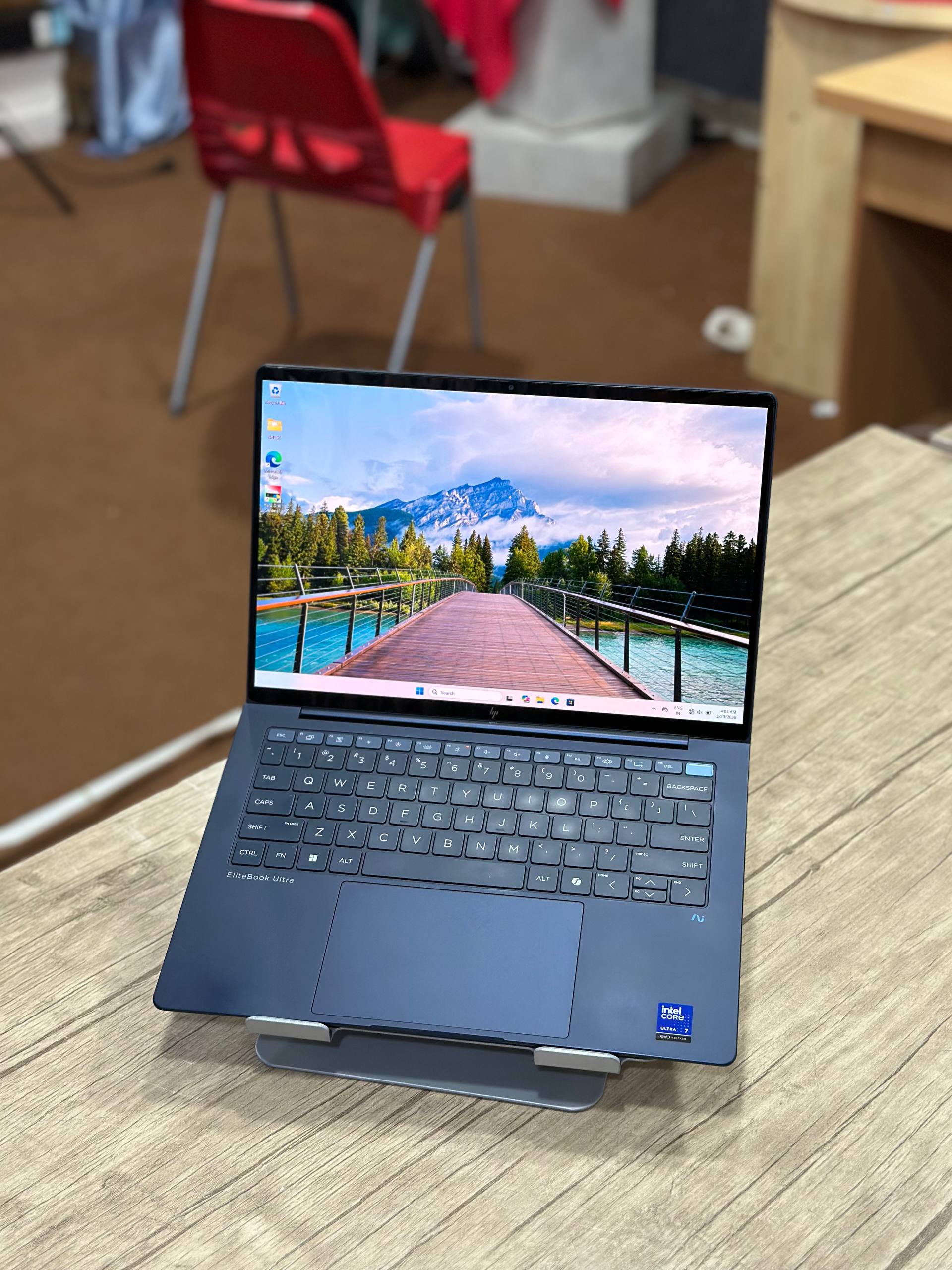 لپ تاپ HP EliteBook Ultra G1A 14 Ultra7 258V | 32GB | SSD 512GB | Intel Arc + NPU | 14.1 inch 2K Touch