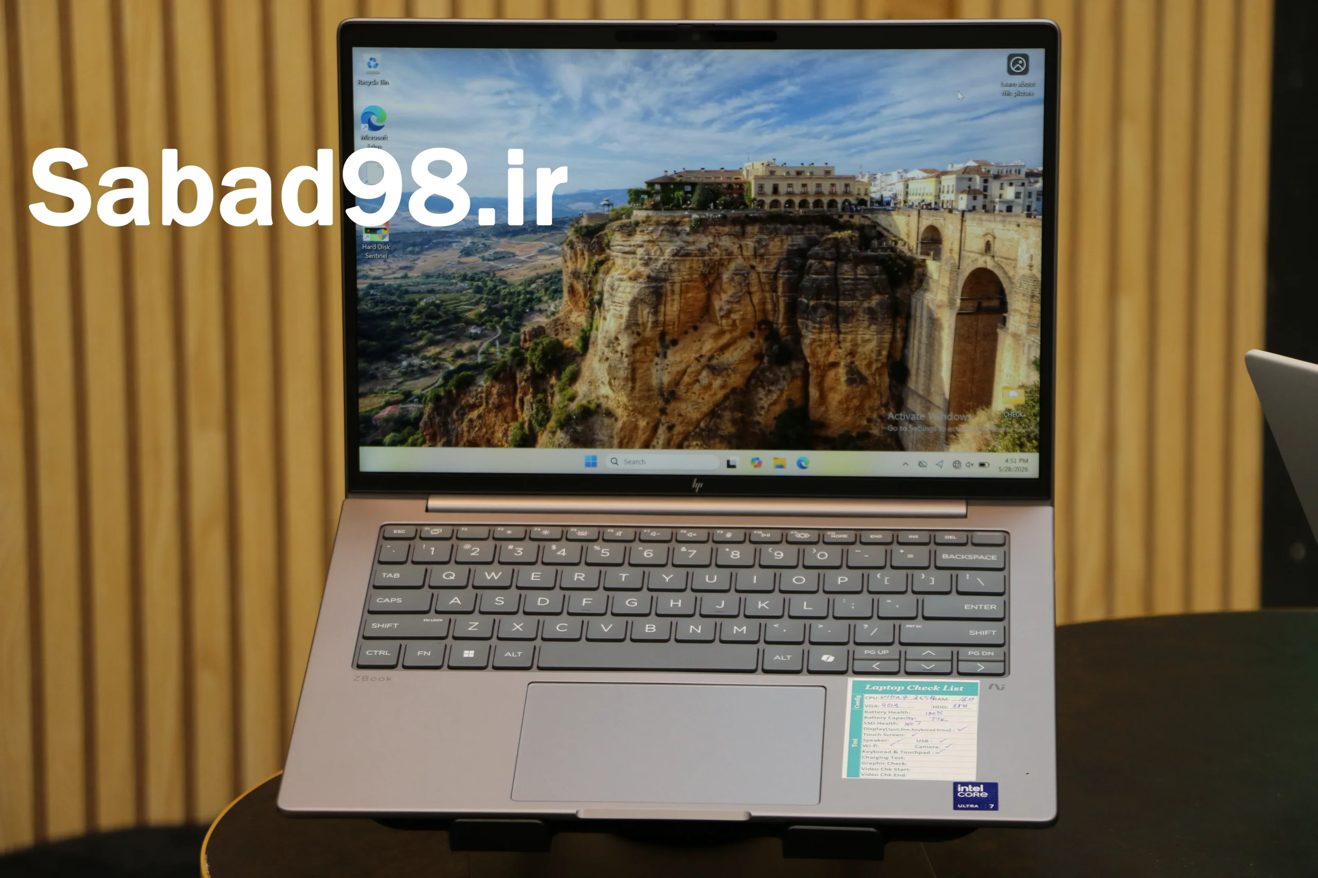 لپ تاپ HP ZBook 8 G1i 14 Ultra7 255U | 16GB | SSD 512GB | Intel + NPU | 14.1 inch FHD Touch