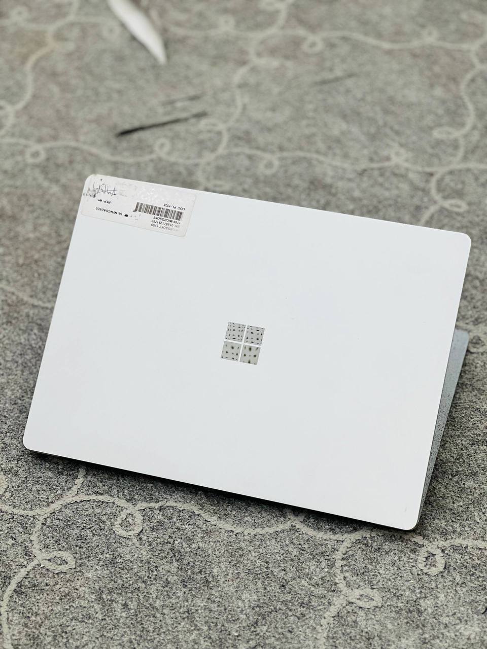 لپ تاپ Surface Laptop 2 i5 8250U | 8GB | SSD 256GB | Intel UHD | 13.3 inch Touch — تصویر ۳