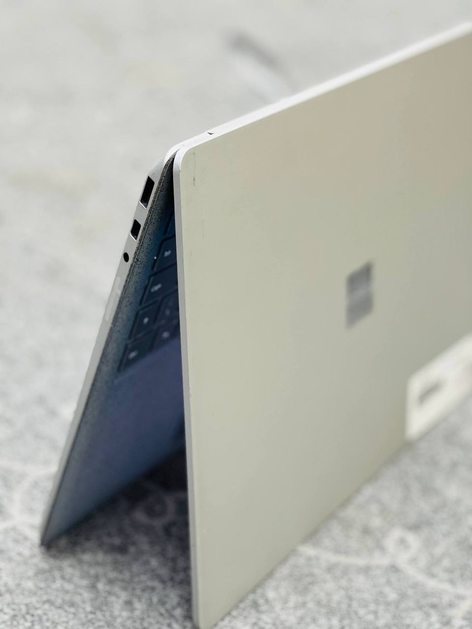 لپ تاپ Surface Laptop 2 i5 8250U | 8GB | SSD 256GB | Intel UHD | 13.3 inch Touch — تصویر ۶