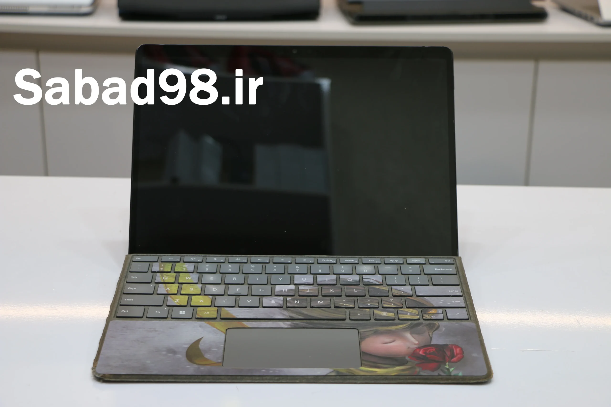 لپ تاپ Microsoft Surface Pro 8 i5 1135G7 | 8GB | SSD 512GB | Iris Xe | 12.8 inch QHD Touch (2880×1920) + Keyboard