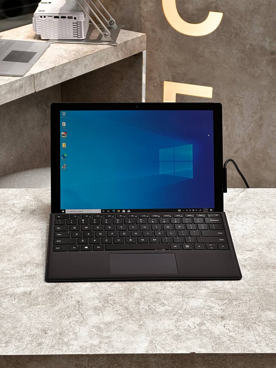 لپ تاپ Surface Pro 7+ i7 1185G7 | 16GB | SSD 256GB | Intel UHD | 12.3 inch Touch