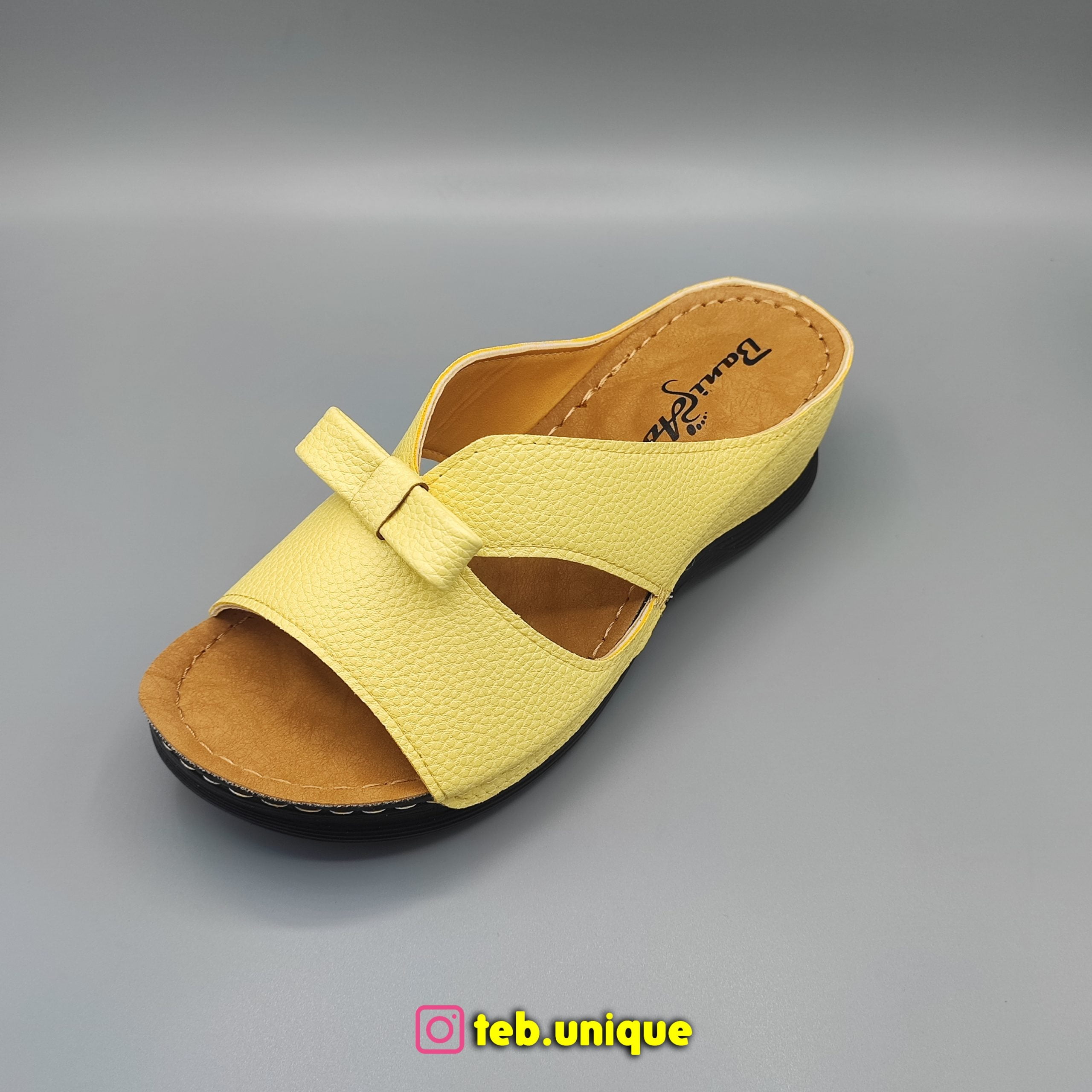 صندل طبی زنانه اصل دارای پد خارپاشنه مدل نگارین — تصویر ۵
