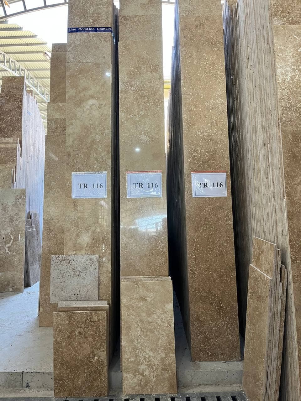 سنگ تراورتن عسلی ارزان قیمت طرق — تصویر ۳