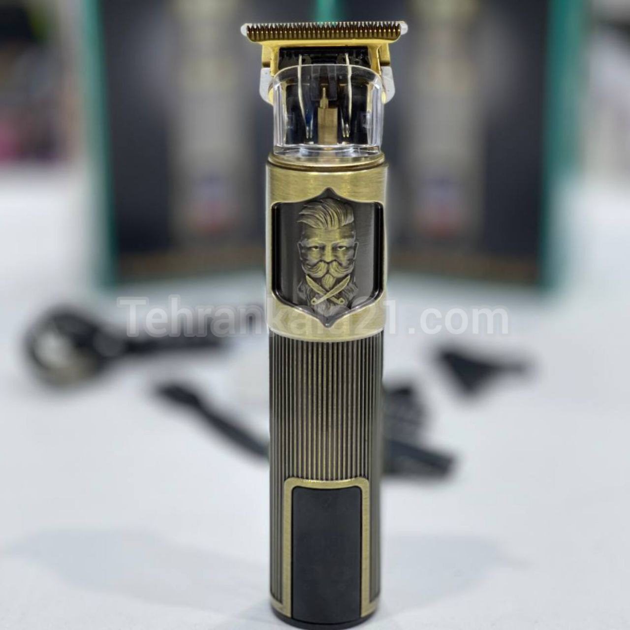 ماشین اصلاح سر و صورت سلطنتی بابی ورس مدل VS-7006 — تصویر ۴