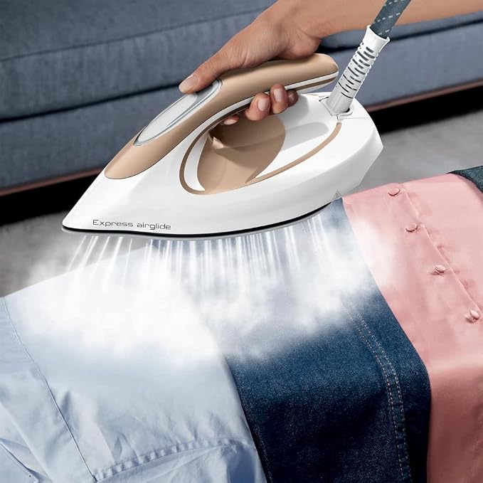 اتوی مخزن‌دار تفال مدل Express Airglide SV8027 — تصویر ۵