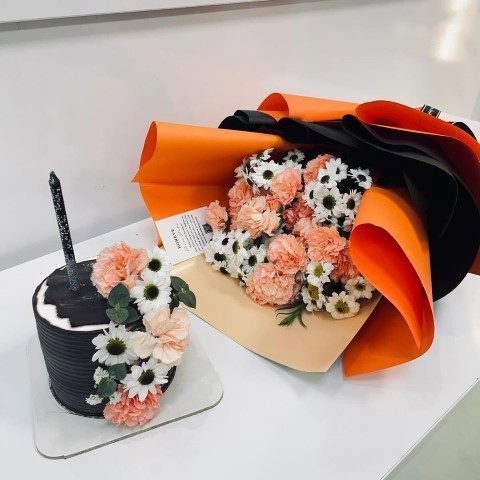 معرفی محصولات و خدمات گلفروشی آنلاین لوکس باکس در تهران — تصویر ۲