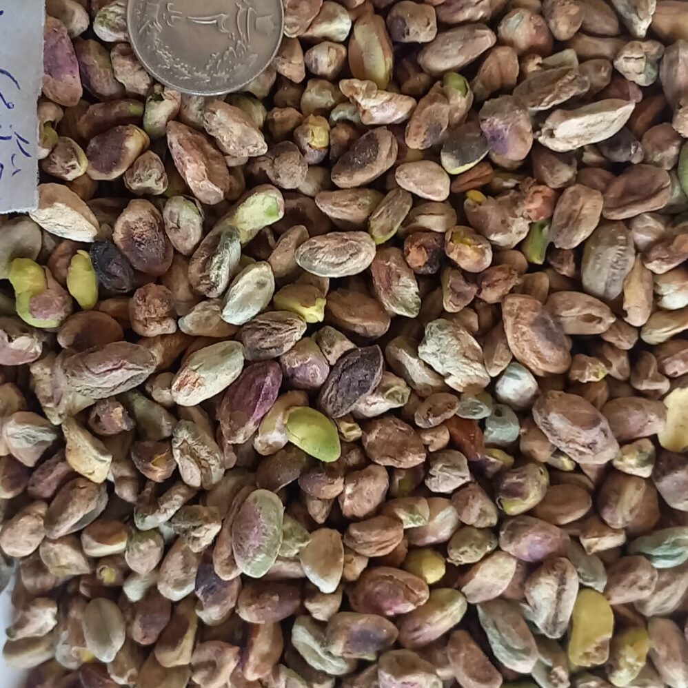 مغز پسته ریز وگندمی 1کیلویی — تصویر ۳