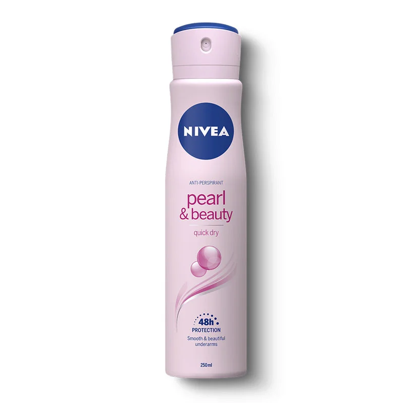 NIVEA Pearl&Beauty women’s body spray with a volume of 150 ml