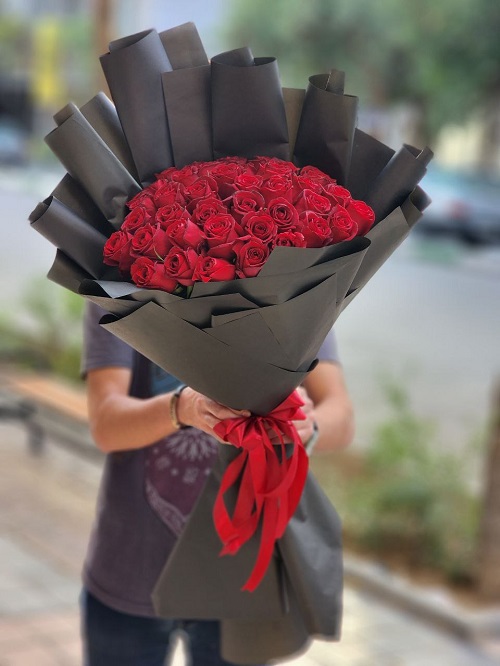 دسته گل رز 40 عددی کد0022