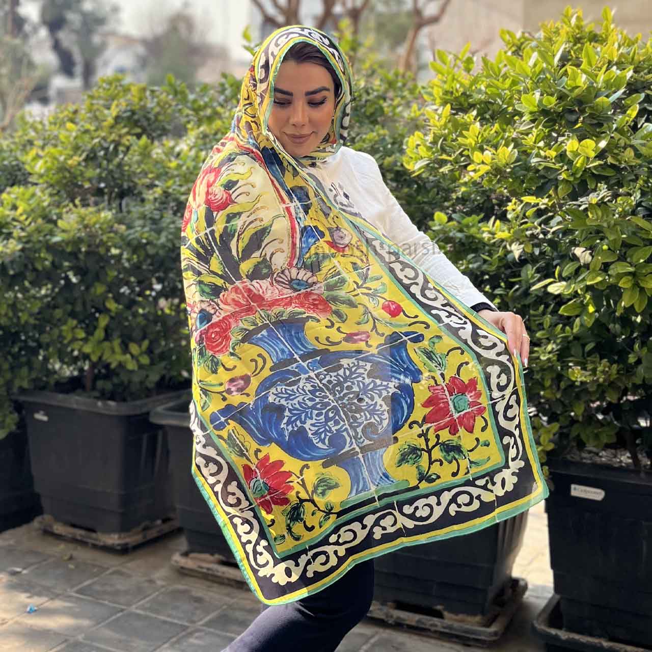 شال نخی زنانه کد 18 — تصویر ۳