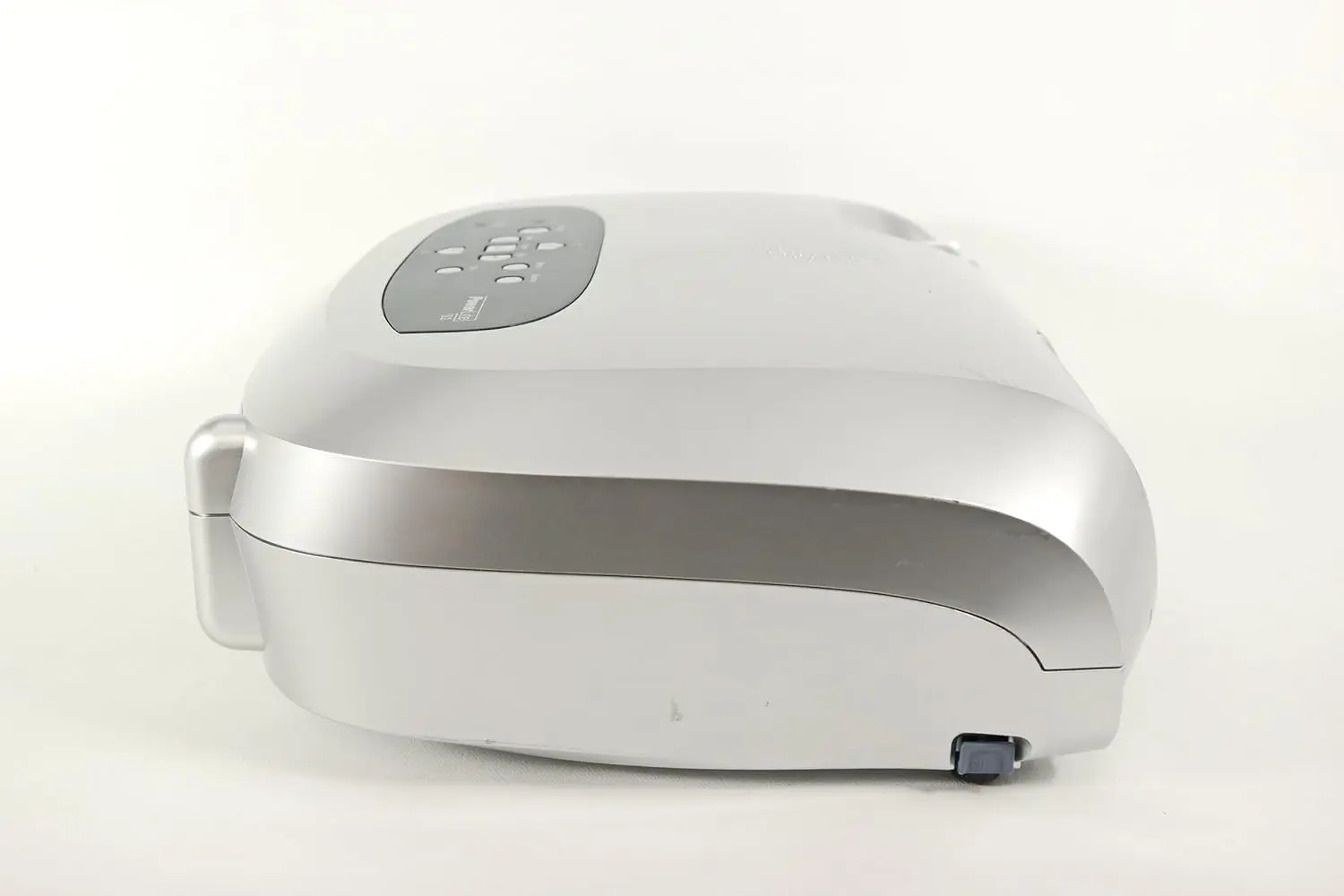 ویدئو پروژکتور استوک Epson EMP-S1H — تصویر ۴