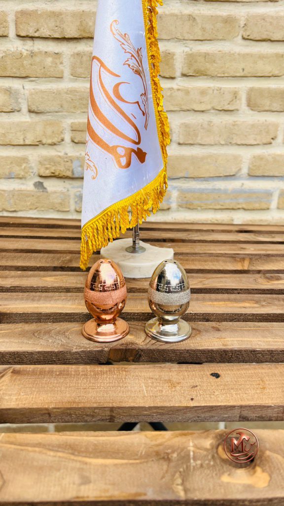 نمکدان مسی تخم مرغی ورساچ — تصویر ۴