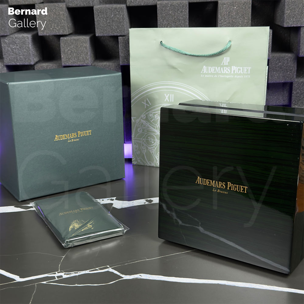 جعبه اورجینال ساعت مچی اودمار پیگه Box For Audemars Piguet Watch — تصویر ۳
