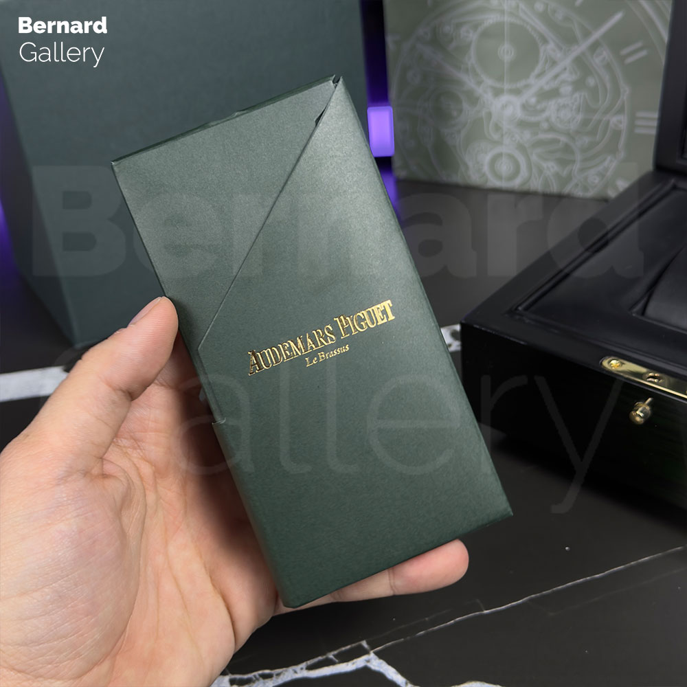 جعبه اورجینال ساعت مچی اودمار پیگه Box For Audemars Piguet Watch — تصویر ۷