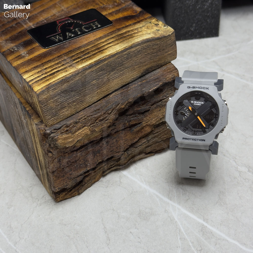 ساعت مچی کاسیو جی شاک Casio G-Shock GA-2300-8A — تصویر ۴
