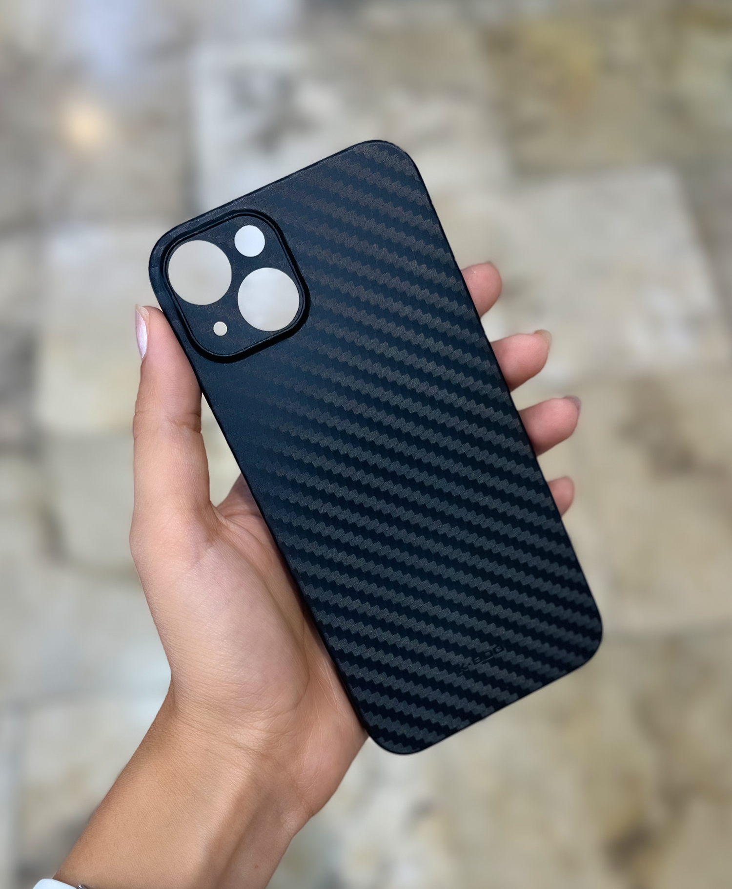 قاب کی دوو AIR مدل Carbon گوشی موبایل آیفون Iphone 13 — تصویر ۴