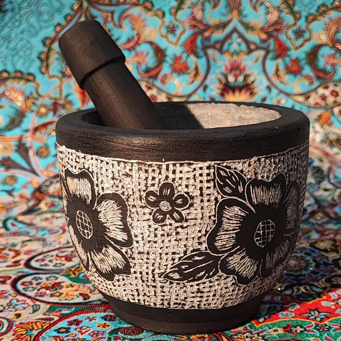 هاون سنگی قلم زنی شده سایز متوسط — تصویر ۳