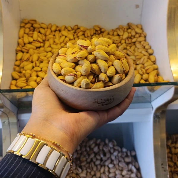 پسته احمدآقایی زعفرانی — تصویر ۶