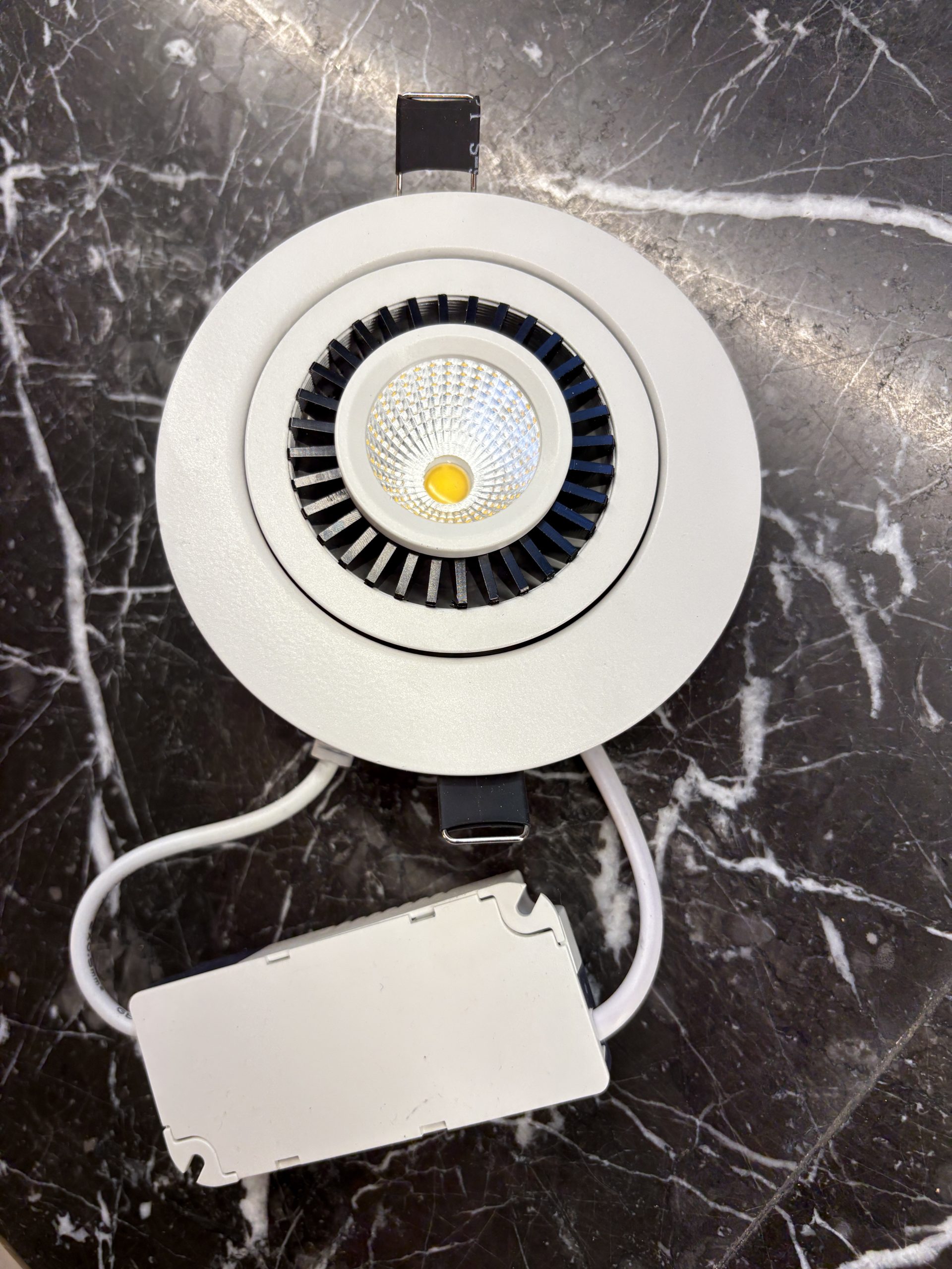 هالوژن فکی متحرک COB10W لومن گردبر 8