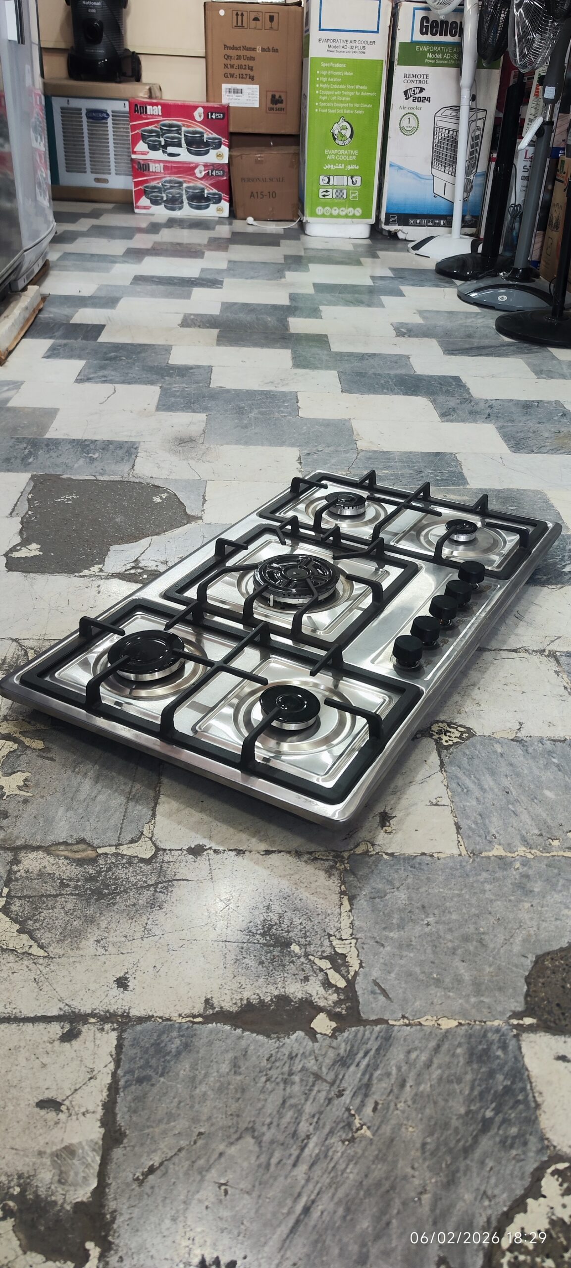 اجاق گاز 5 شعله صفحه ای استیل چدن بوش برند تکنو Tekno فندک سرخود گارانتی — تصویر ۳