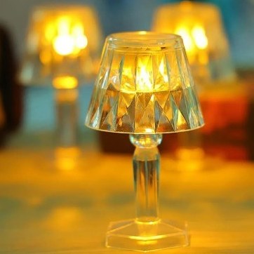 چراغ دکوری کریستالی LED باتری‌خور رومیزی | آباژور تزئینی کوچک — تصویر ۸