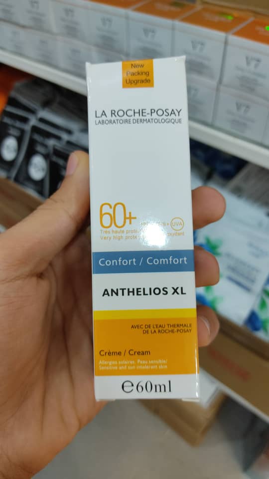کرم ضد آفتاب بی رنگ و ضد لک لاروش پوزای SPF 60 — تصویر ۲