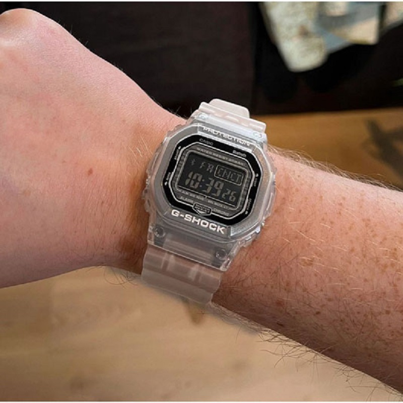 ساعت کاسیو جی شاک DW-B5600G-7DR — تصویر ۳