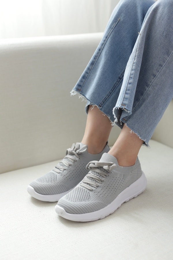 کتونی جورابی زنانه مدل اسکیچرز بند دار زنانه skechers — تصویر ۴
