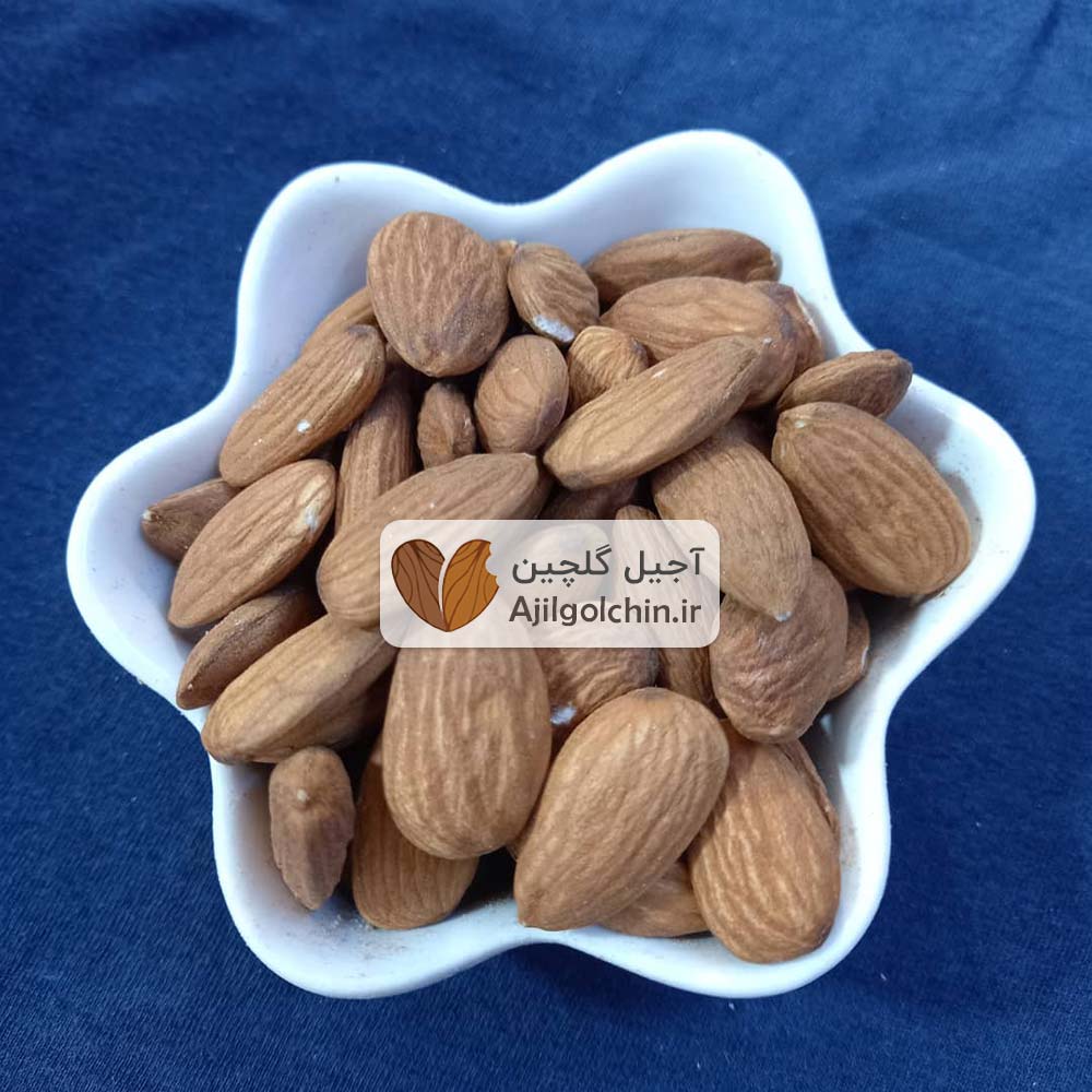مغز بادام خارجی خام درشت