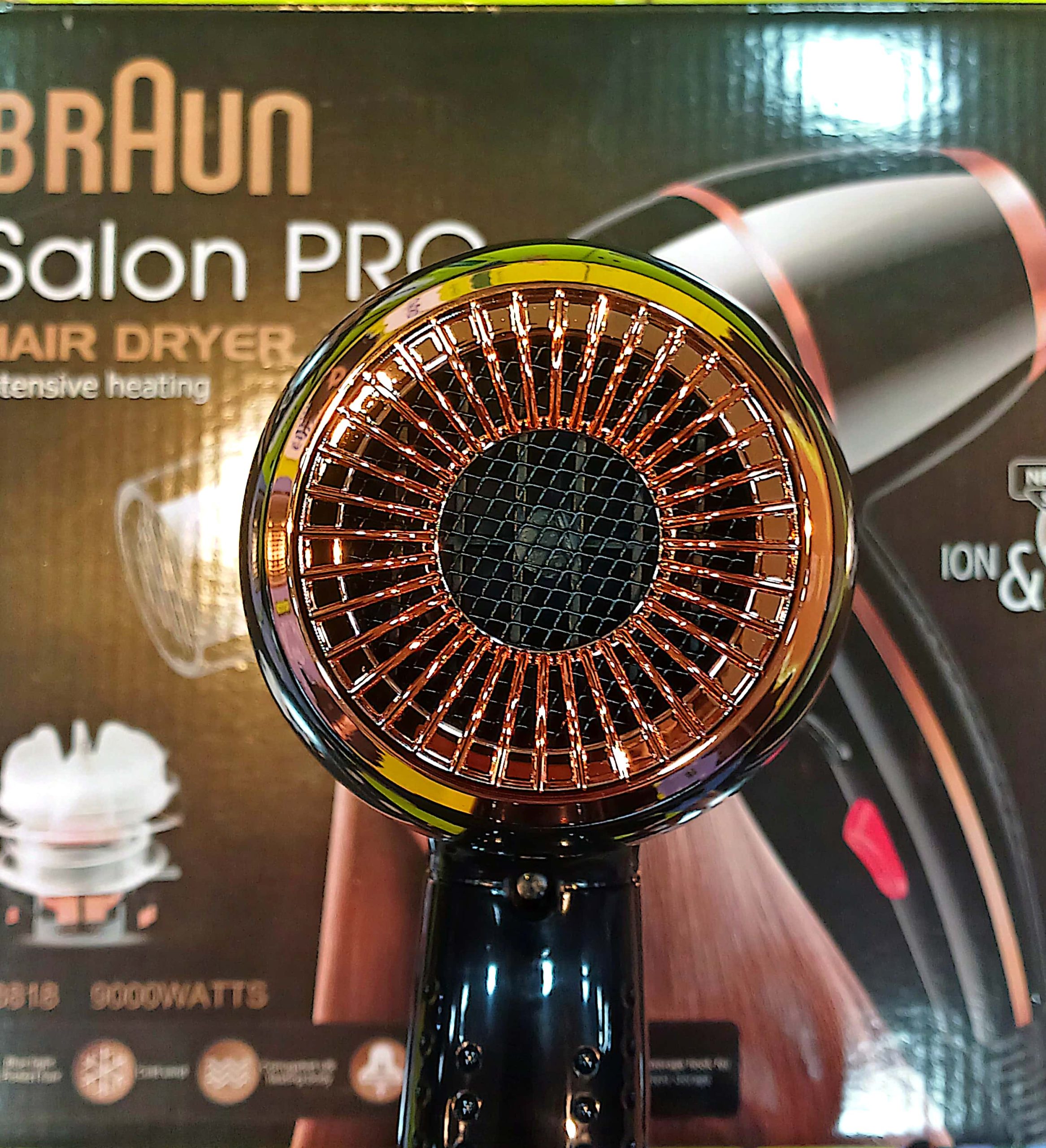 سشوار براون مدل BR-8818 — تصویر ۳