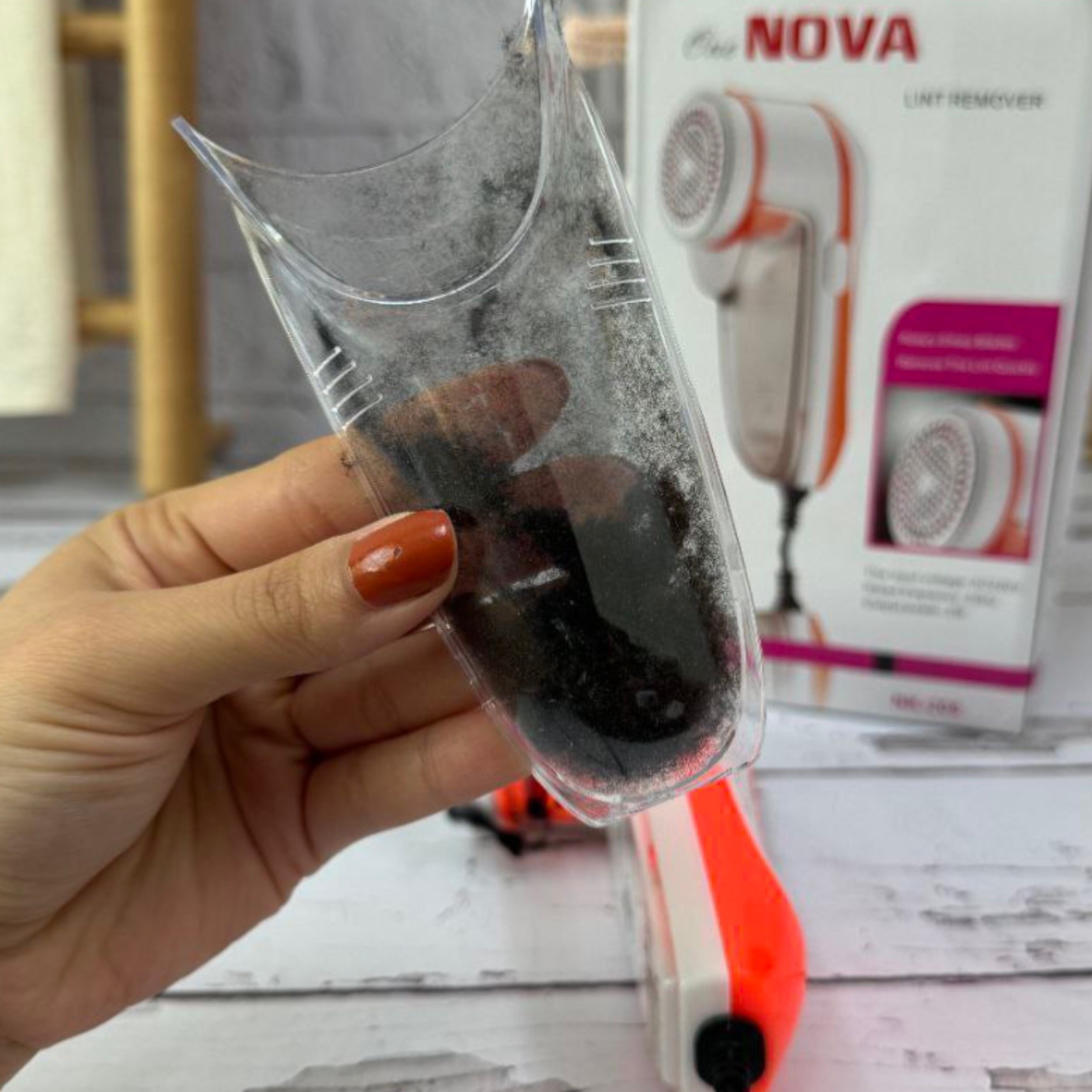 پرزگیر برقی نوا NOVA مدل NLR-208 با تیغه یدک اصل اصل — تصویر ۳