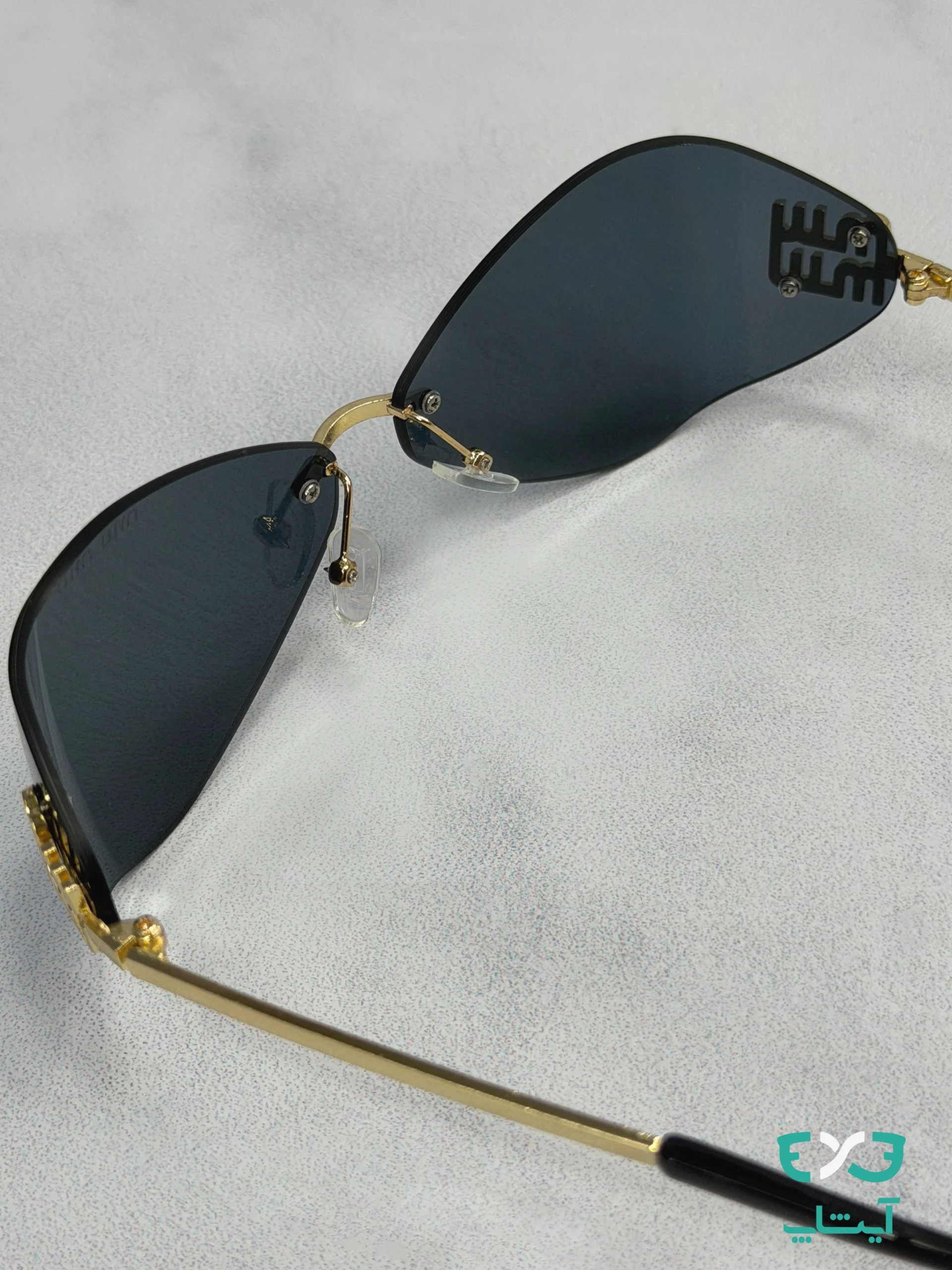 عینک آفتابی فشن میومیو miumiu کد 90266 — تصویر ۶
