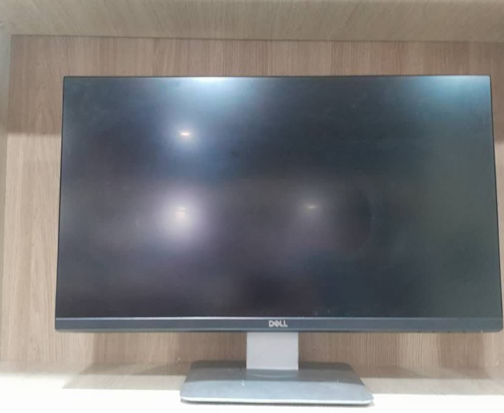 مانیتور استوک 24 اینچ DELL مدل P2421D