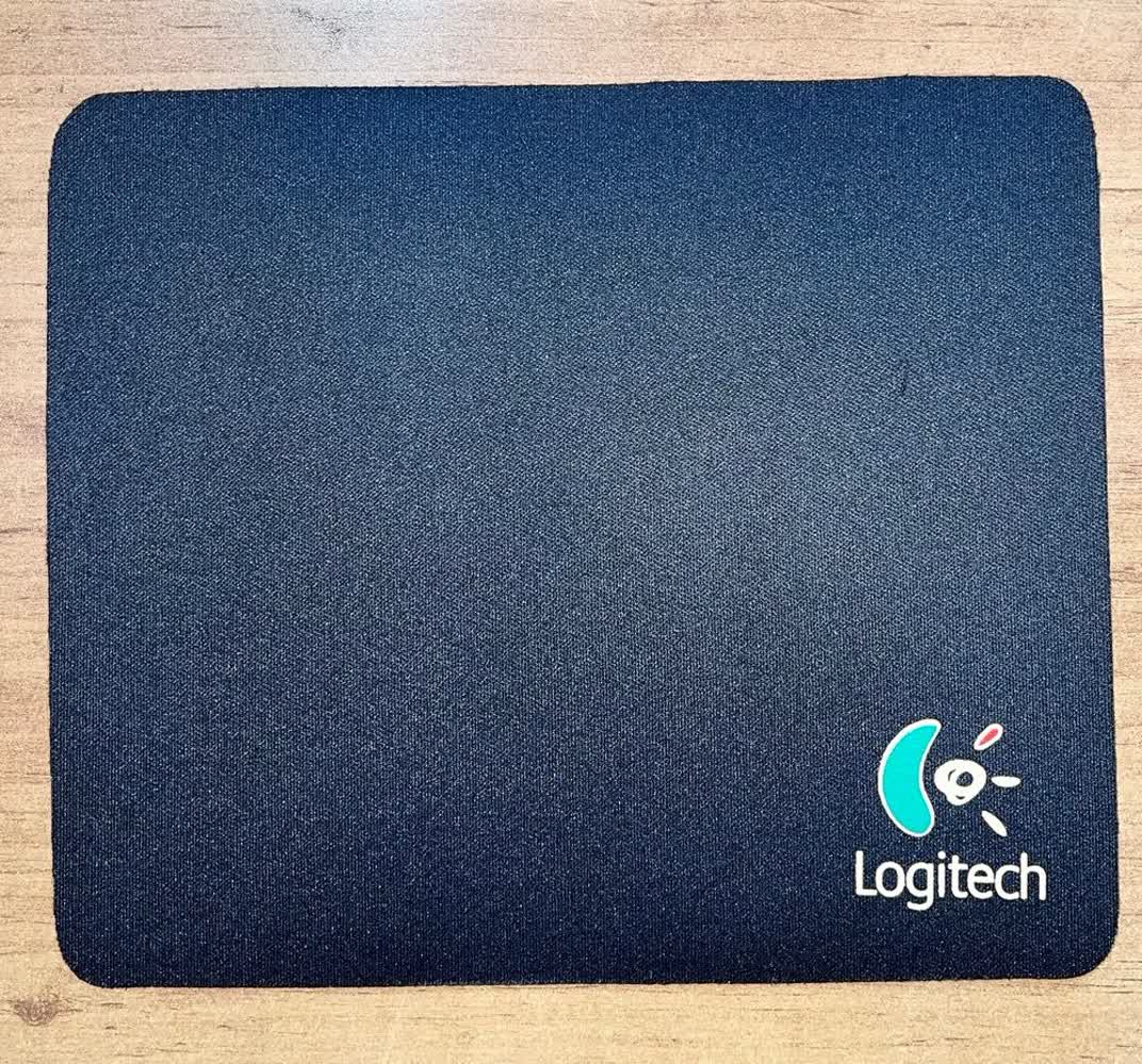 پد موس طرح LOGITECH سایز 19*24 سانت