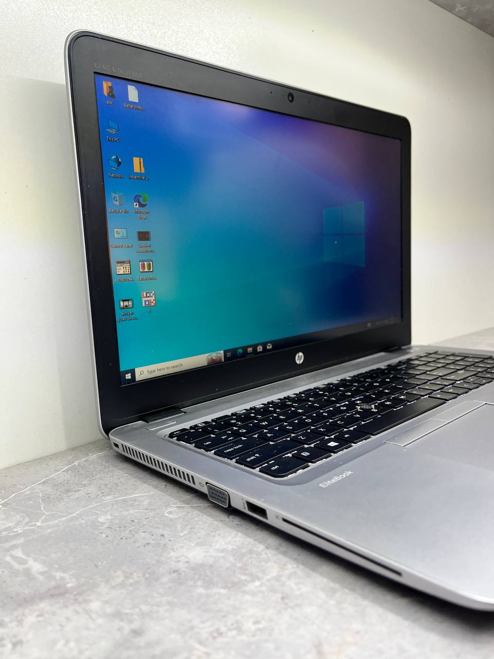 لپ تاپ 15.6 اینچی اچ پی مدل 850 جی3 – HP 850 G3 Corei5 6200 — تصویر ۴