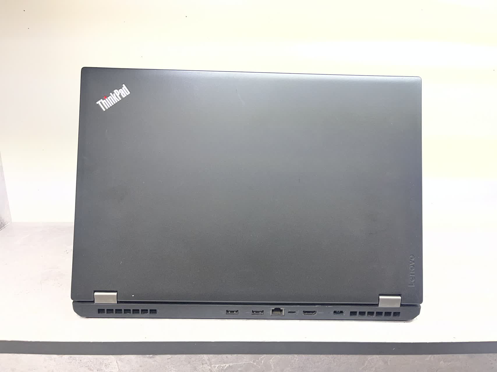 لپ تاپ 15 اینچی لنوو مدل 2/Lenovo Thinkpad P50 – Corei7 6820HQ/16GB/512 — تصویر ۳