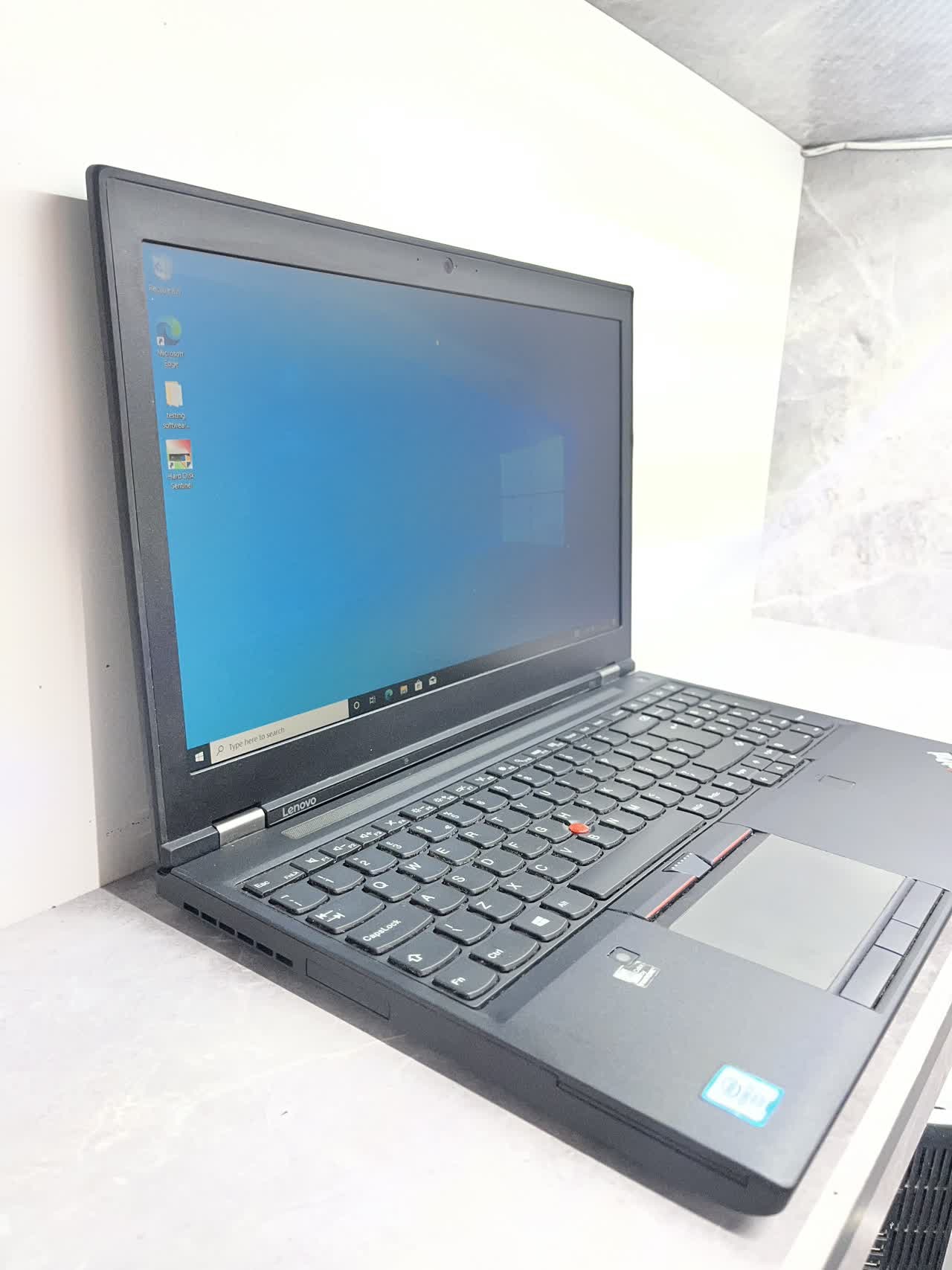لپ تاپ 15 اینچی لنوو مدل 2/Lenovo Thinkpad P50 – Corei7 6820HQ/16GB/512 — تصویر ۵