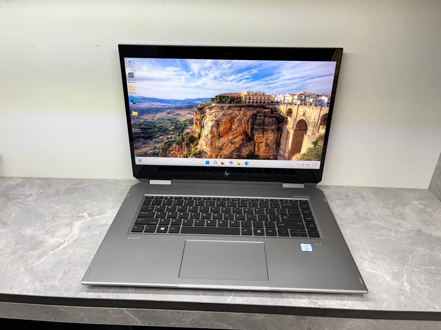 لپ تاپ اچ پی مدل Hp Zbook 15 G5 X360 Touch