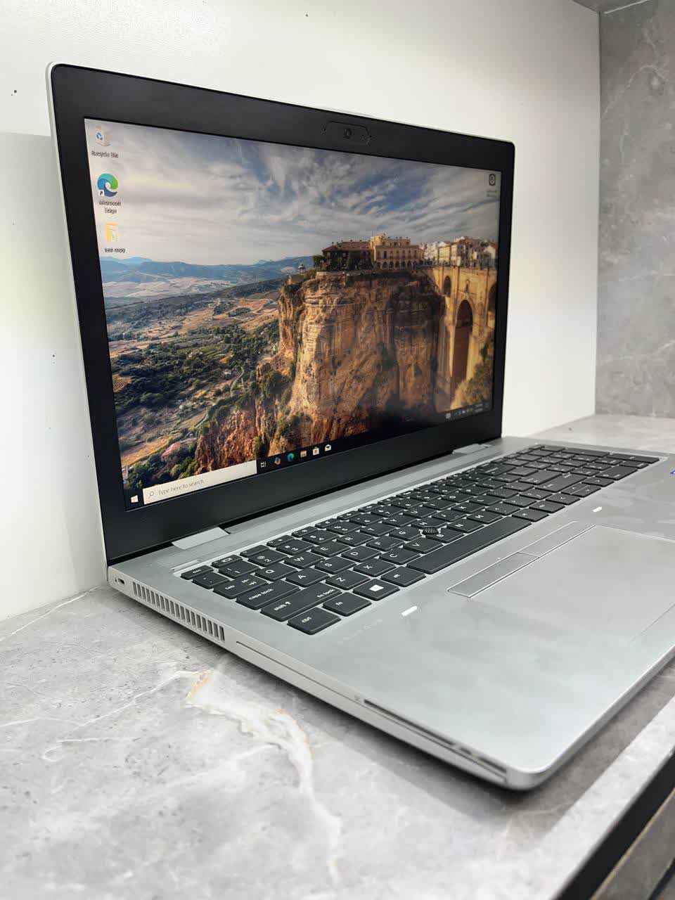 لپ تاپ 15.6 اینچی اچ پی مدل HP 650 G4 – Corei5 7200U Corei5 7200/8GB/256 SSD — تصویر ۳