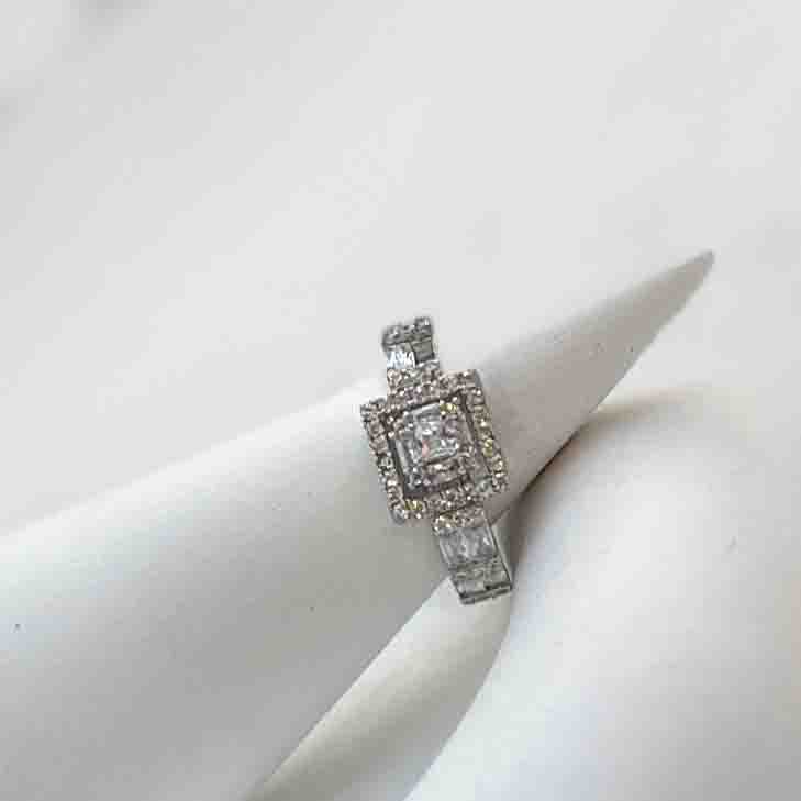 انگشتر حلقه ای نگین دار کد (2781) — تصویر ۳