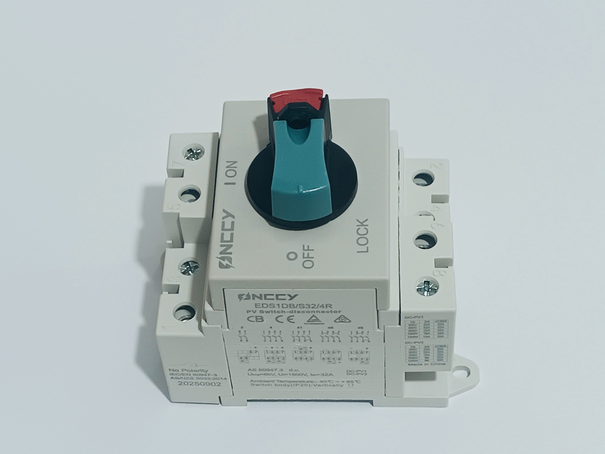 کلید ایزولاتور DC 1200 ولت 32 آمپر4 پل برند ONCCY — تصویر ۲