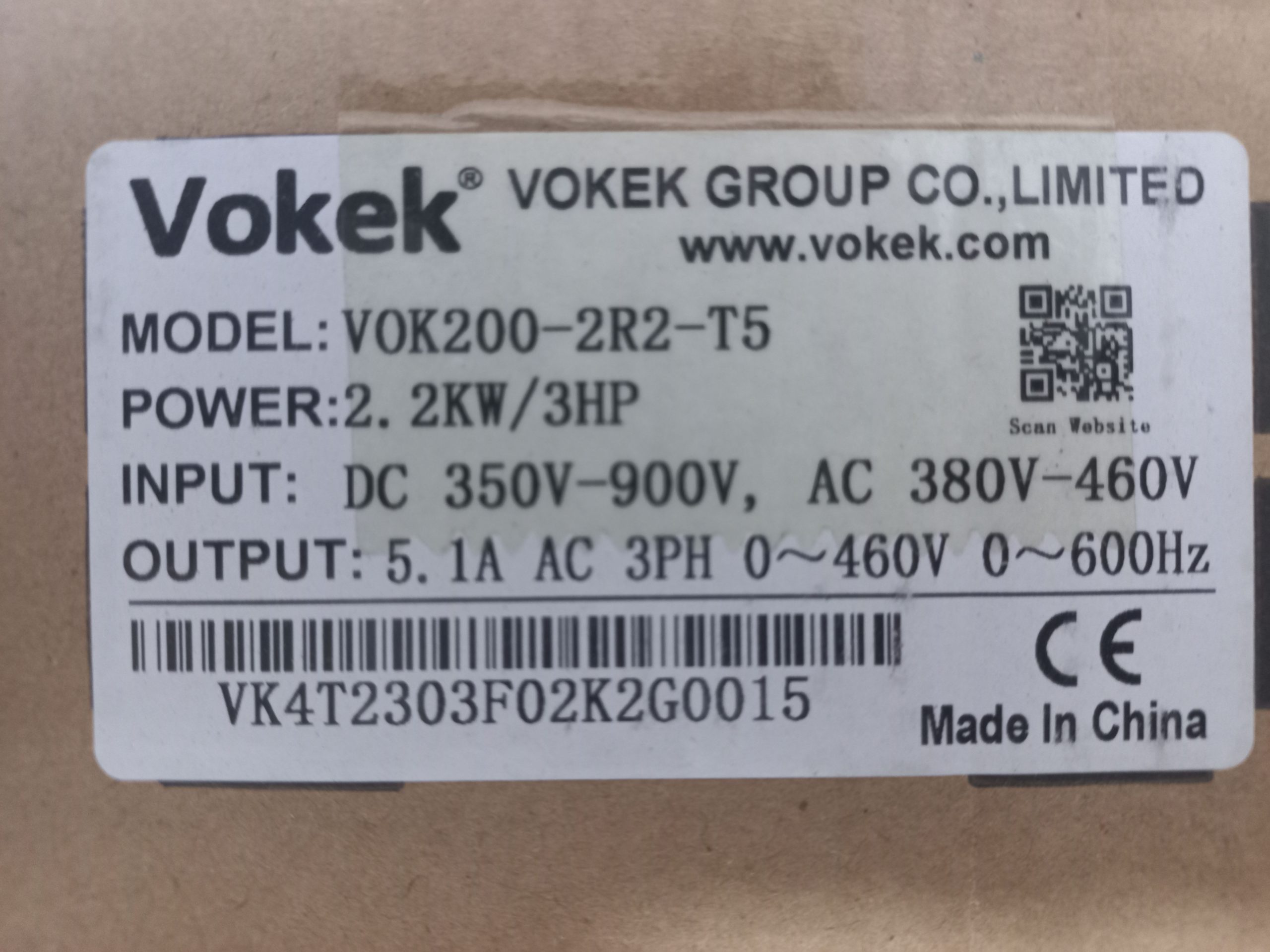 اینورتر پمپ خورشیدی سه فاز 2.2 کیلو وات VOKEK مدل VOK200-2R2-T5 — تصویر ۳